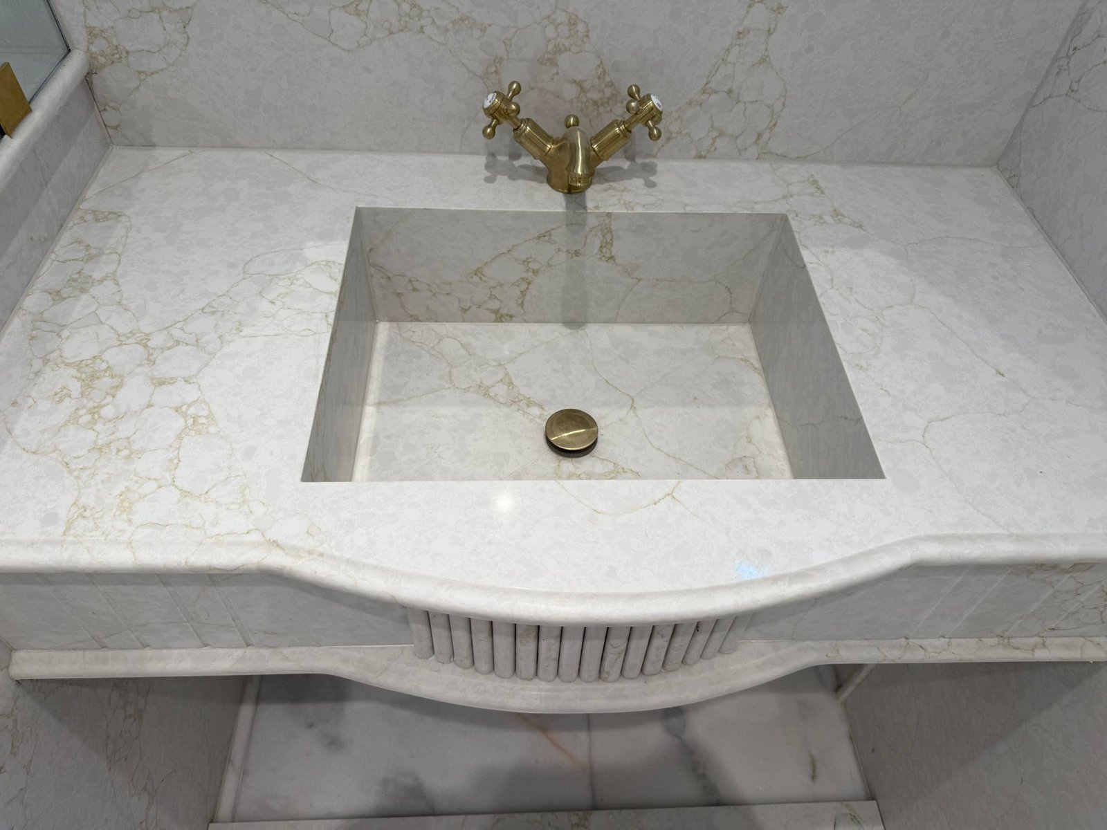 Custom Marble Sinks & Basins